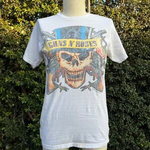 Guns N’Roses Band Tee Destroyed Medium Concert Tee Unisex T Shirt
